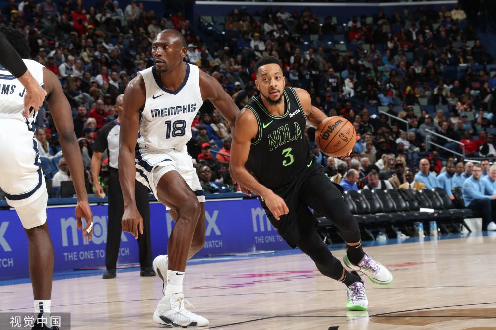 从引进何小 从引进何小