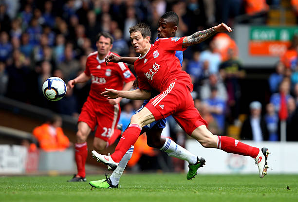 这次在伯纳 这次在伯纳